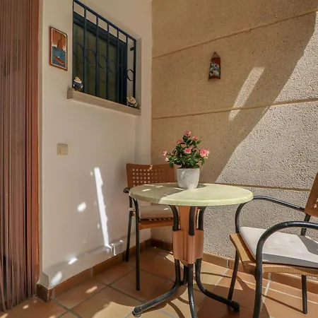 Casa El Nieto 3br Sea View *